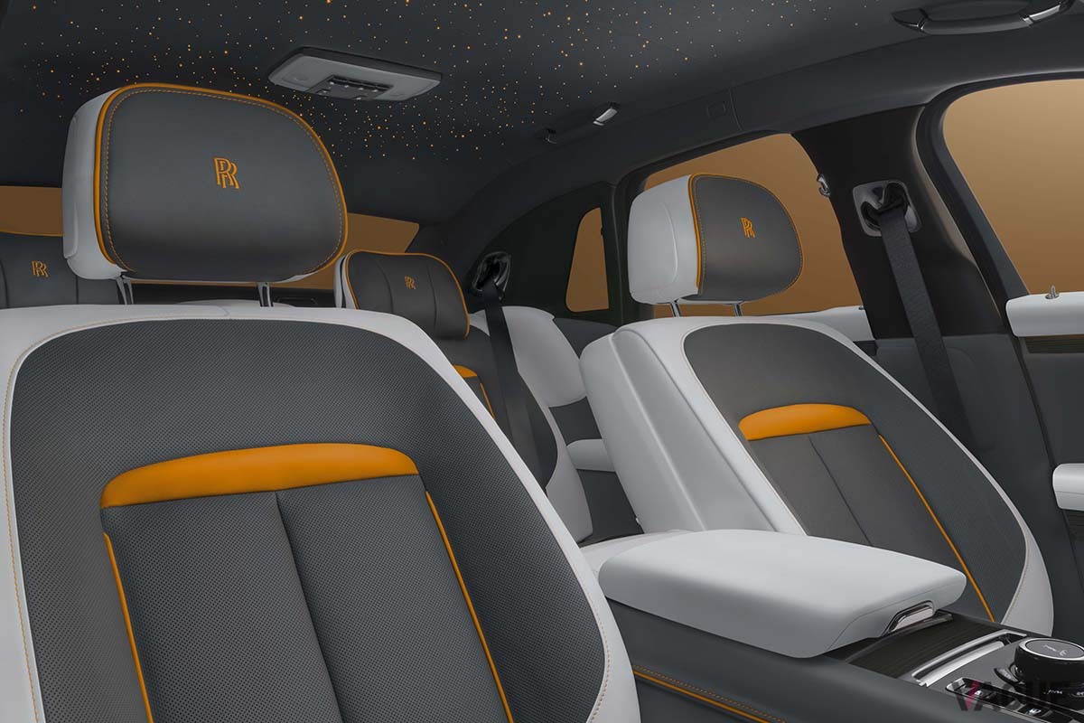 ロールス・ロイスの限定車「ゴースト プリズム」（ガンメタルグレー・マンダリン）のインテリア