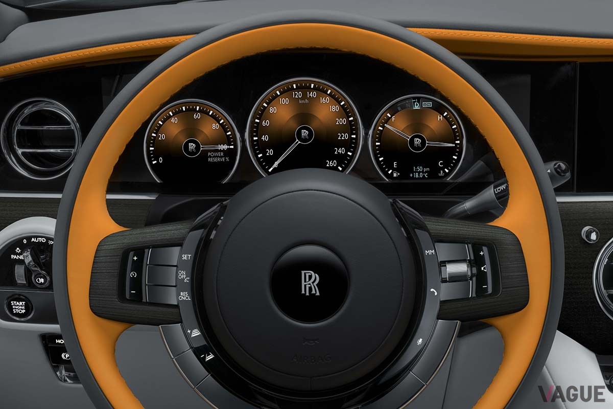 ロールス・ロイスの限定車「ゴースト プリズム」（ガンメタルグレー・マンダリン）のインテリア