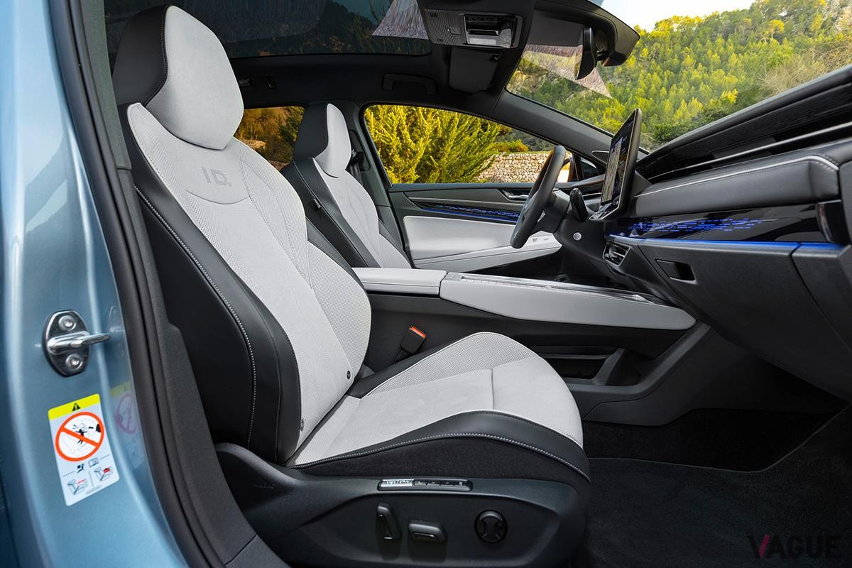 欧州市場で先行販売が開始されたVW新型「ID.7ツアラー」のインテリア