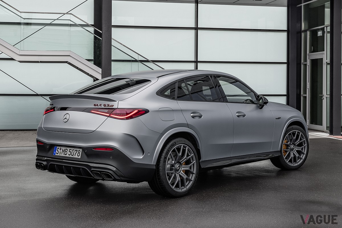 日本上陸した新型メルセデスAMG「GLC63S Eパフォーマンス クーペ」