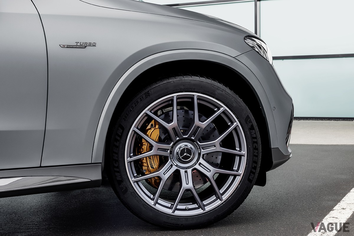日本上陸した新型メルセデスAMG「GLC63S Eパフォーマンス クーペ」