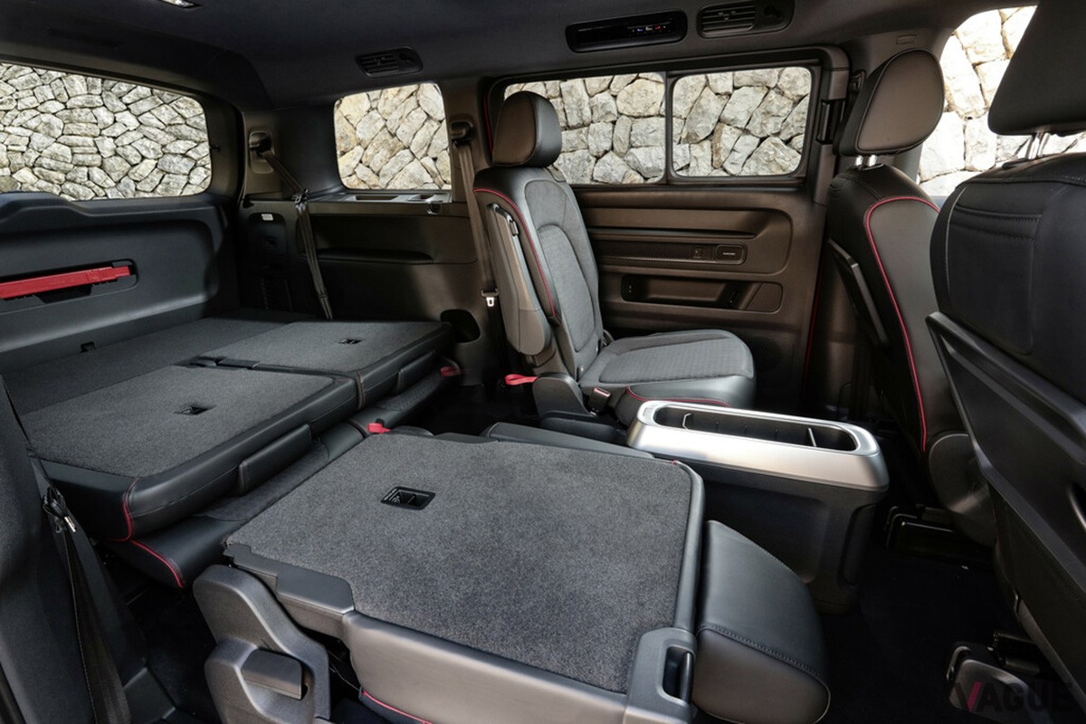 2024年3月に世界初公開されたVW新型「ID.バズGTX」のインテリア