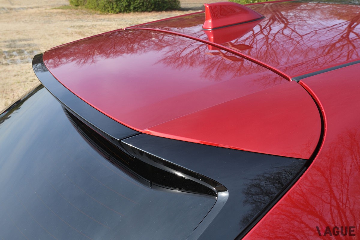 トヨタ「クラウン・スポーツ」のPHEV仕様「RS」グレードは、圧倒的な加速を味わえるスポーティモデル