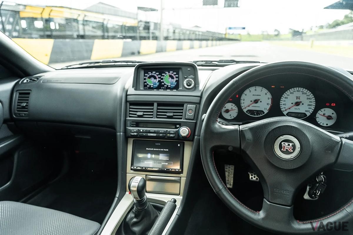 米国オークションに登場したR34型 日産「スカイラインGT-R V-Spec N1」のインテリア