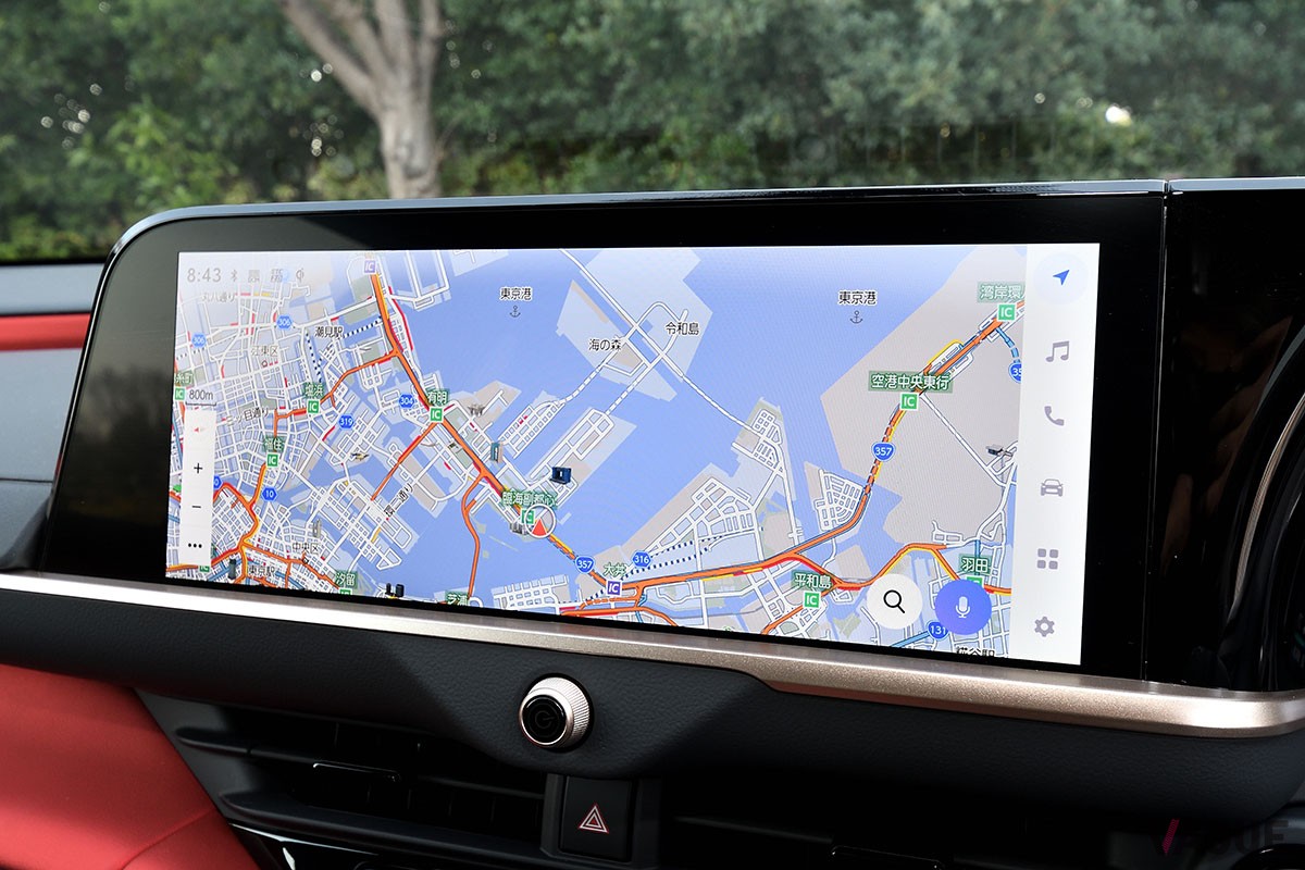 トヨタ「クラウン・スポーツ」のPHEV仕様「RS」グレードは、圧倒的な加速を味わえるスポーティモデル