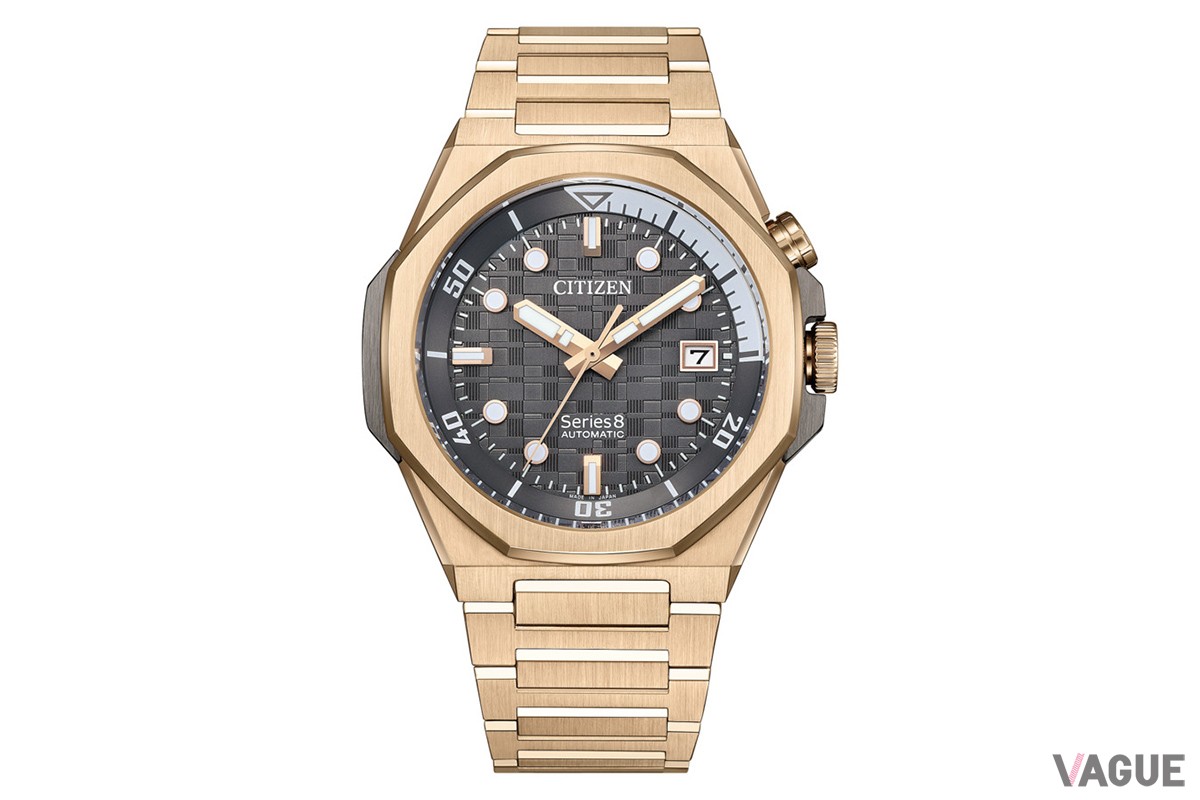 あたたかみのあるゴールドにグレーを合わせて品よくまとめた「NB6069-53H」（20万9000円、消費税込）