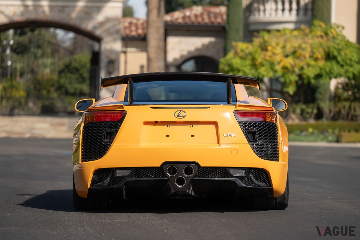 オークションに登場した2012年式レクサス「LFA ニュルブルクリンクパッケージ」©2024 Courtesy of RM Sotheby's