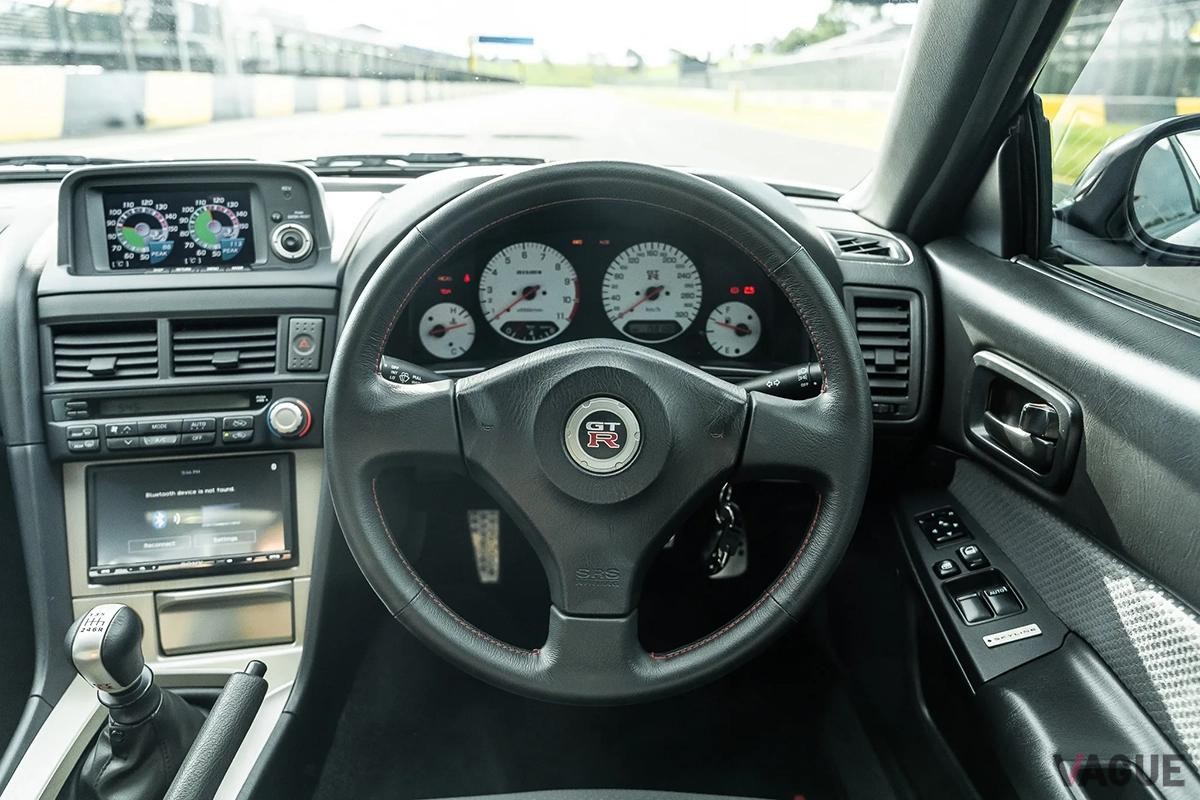 米国オークションに登場したR34型 日産「スカイラインGT-R V-Spec N1」のインテリア