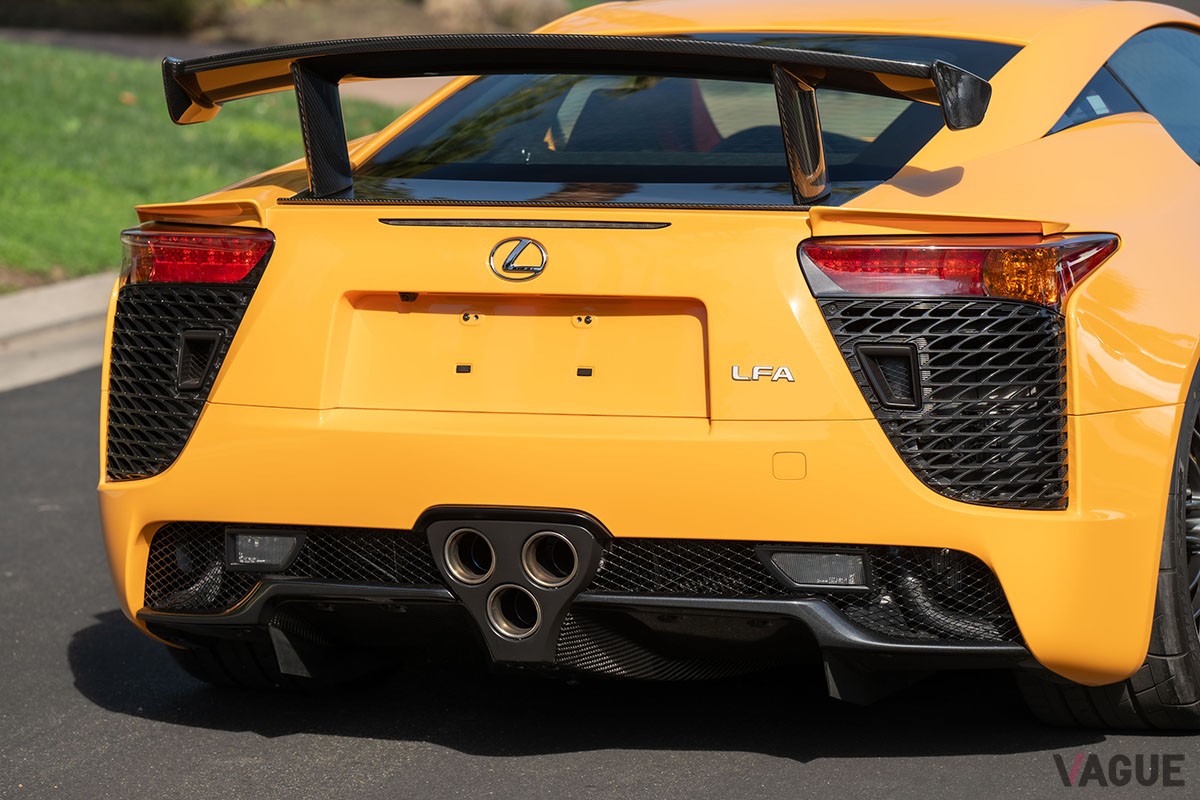 オークションに登場した2012年式レクサス「LFA ニュルブルクリンクパッケージ」©2024 Courtesy of RM Sotheby's