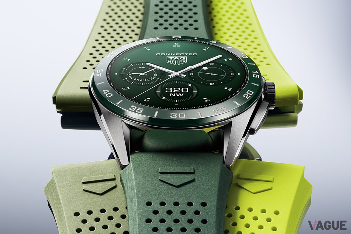 ストラップはもちろん交換可能。時には付け替えて楽しみたい