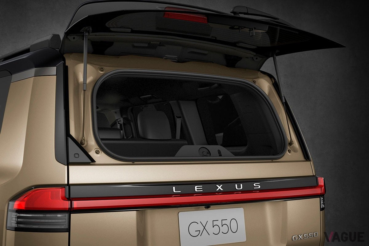 ゴルフバッグはラクに積める？ レクサス新型「GX」のラゲッジ