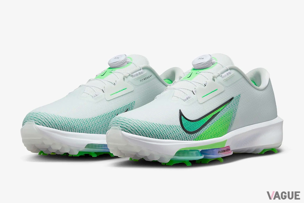 前作に比べてスパイクの数が増え、ミッドフォームやAir Zoomユニットも改良するなど、各部がアップデートされた「ナイキ インフィニティ ツアー BOA 2」