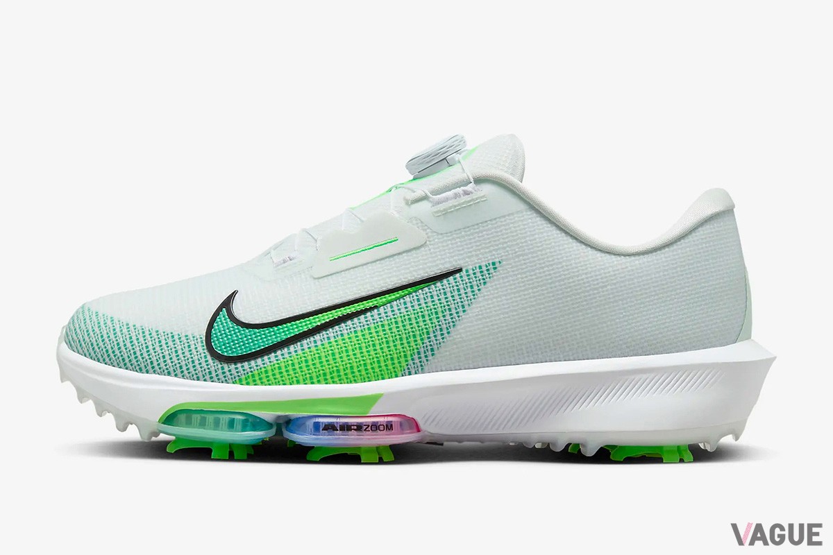 前作に比べてスパイクの数が増え、ミッドフォームやAir Zoomユニットも改良するなど、各部がアップデートされた「ナイキ インフィニティ ツアー BOA 2」