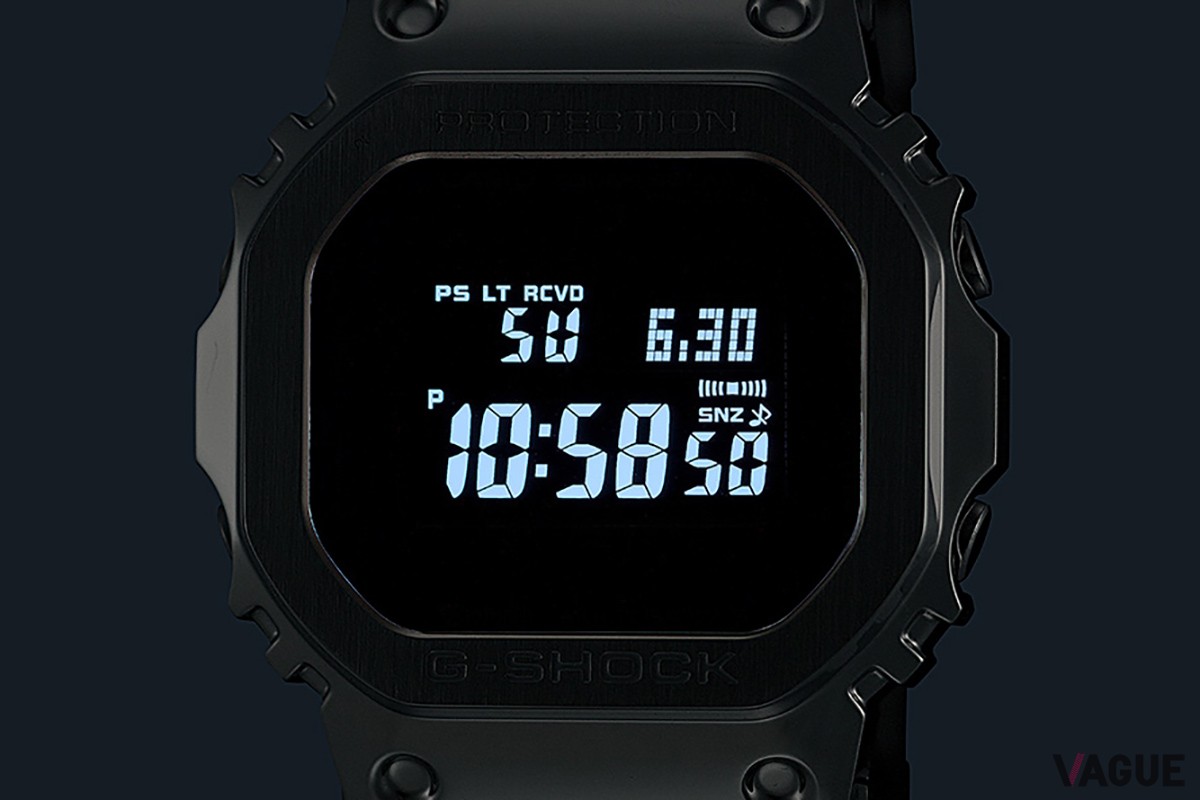 「GMW-B5000D -2JF」のライト点灯時。デジタルならではの明解な視認性が便利。