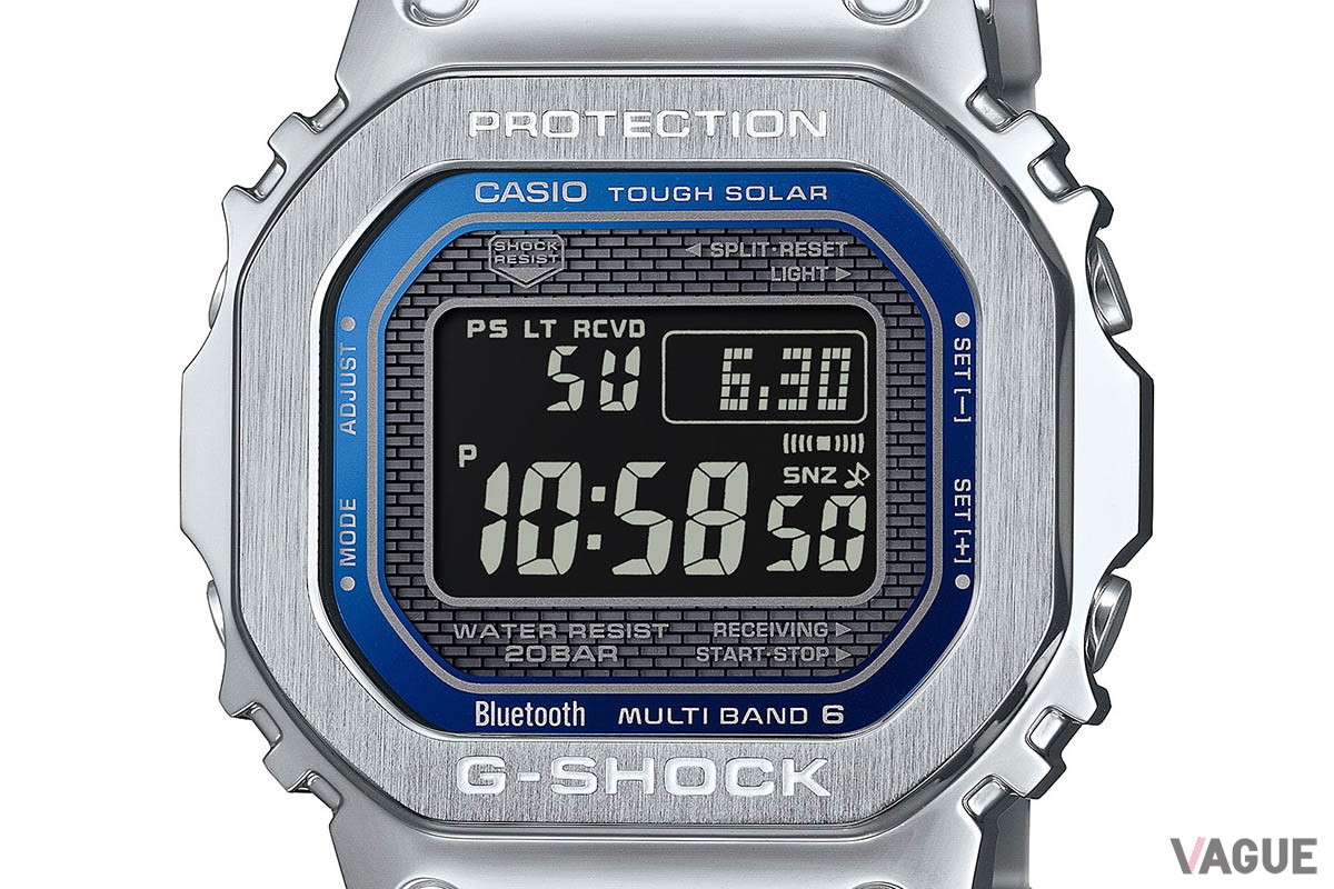 G-SHOCK初号機のデザインを継承しつつ、フルメタルによる耐衝撃性と重厚感がプラス