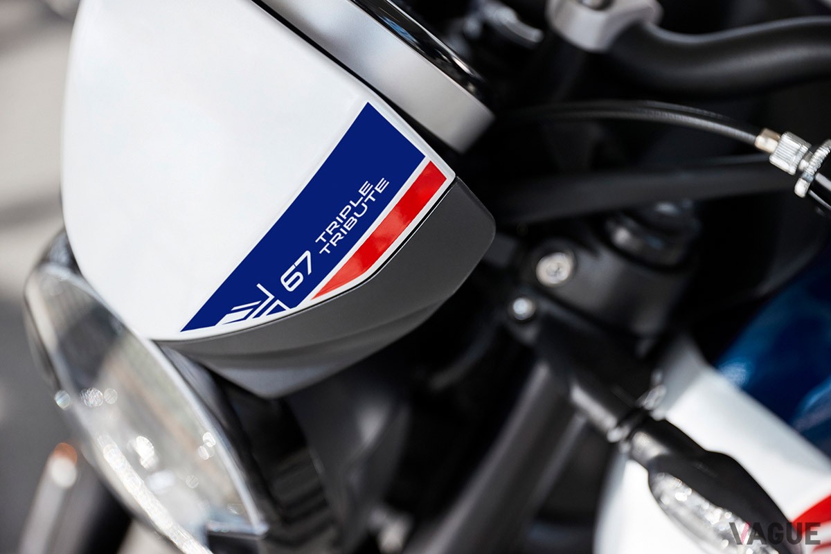 トライアンフ「トライデント トリプル トリビュート スペシャルエディション」は、名車「スリッパリーサム」にインスパイアされた特別仕様車