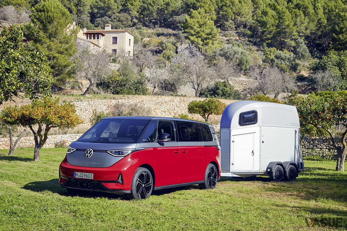 2024年3月に世界初公開されたVW新型「ID.バズGTX」