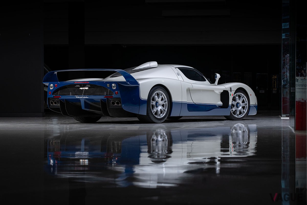 2005年式マセラティ「MC12」 Darin Schnabel （C）2024 Courtesy of RM Sotheby's