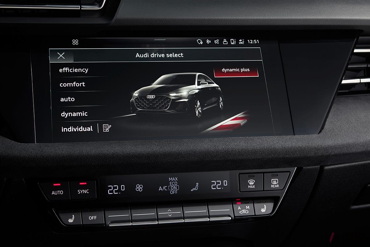 欧州で発表されたアウディ改良新型「S3セダン」のインテリア