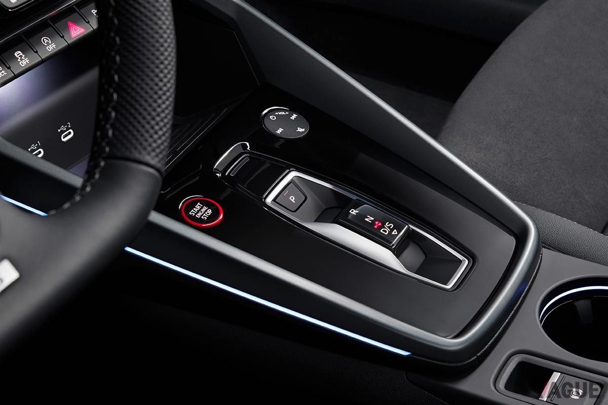 欧州で発表されたアウディ改良新型「S3セダン」のインテリア