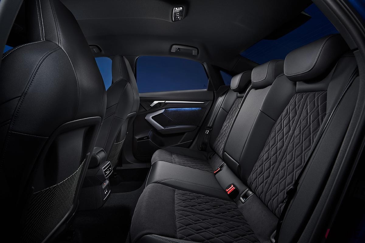 欧州で発表されたアウディ改良新型「S3セダン」のインテリア