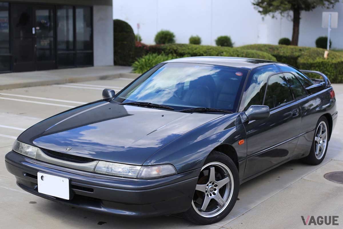 米国オークションに登場した1992年式スバル「アルシオーネSVX」の右ハンドル仕様