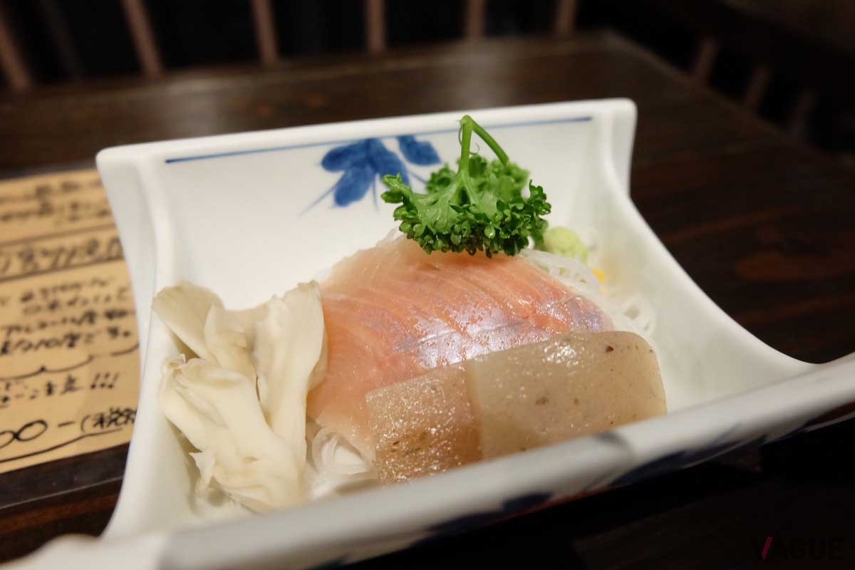 ニジマスの刺身