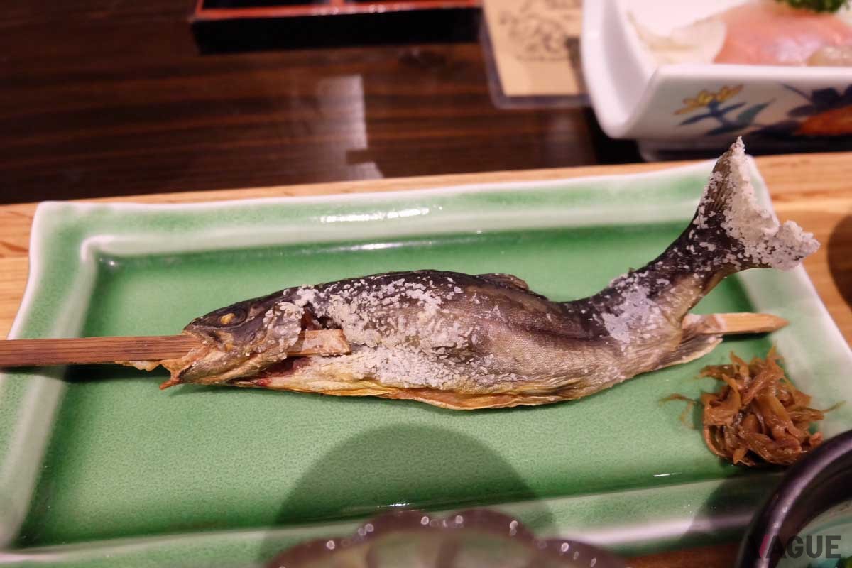 イワナの塩焼き