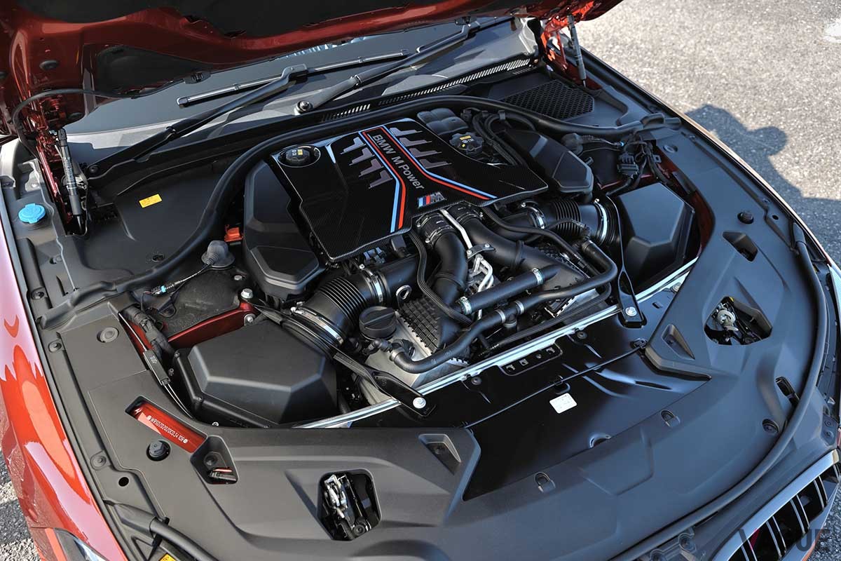 BMW「M8コンペティション」。高性能なエンジン・モデルこそ慣らし運転が必要