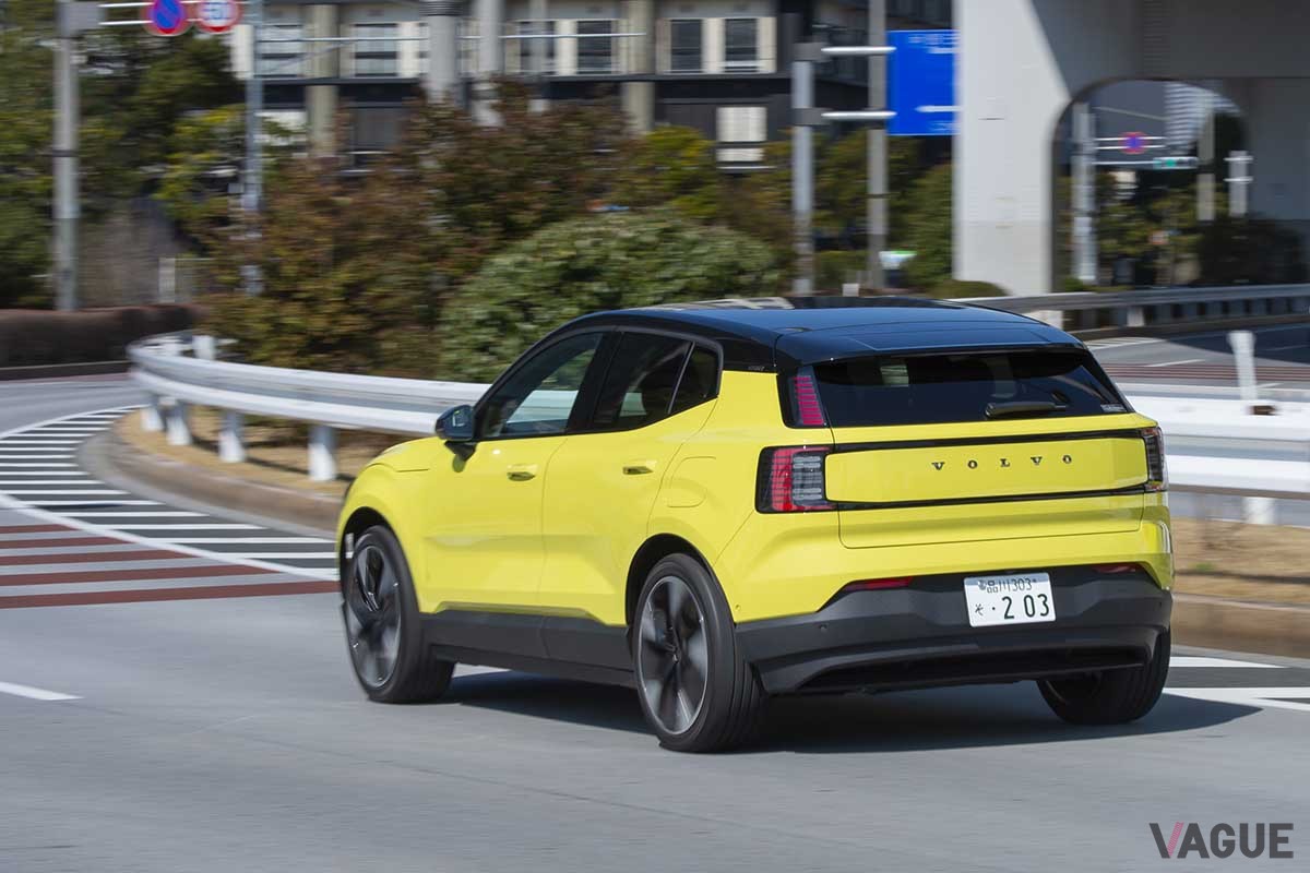 ボルボ「EX30」。そもそもエンジンを搭載していないEVなので、慣らし運転は必要ない