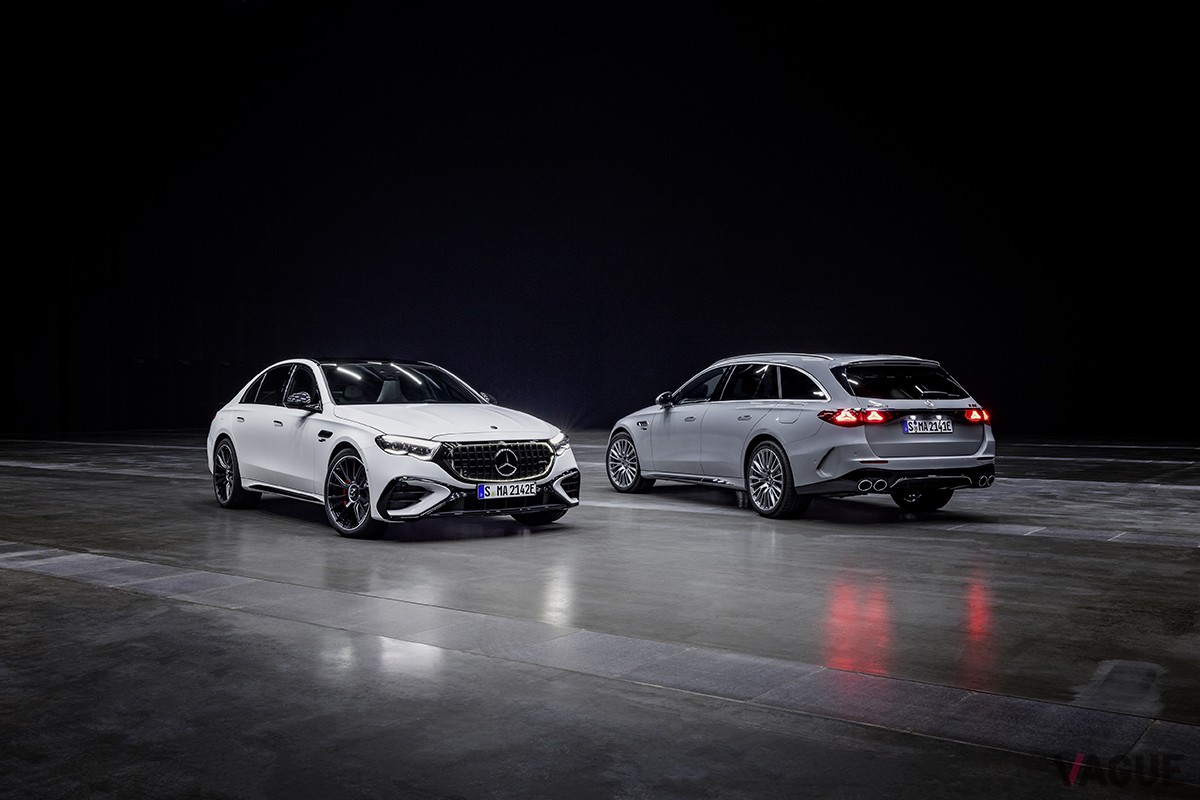 欧州で発売された新型メルセデスAMG「E53ハイブリッド4MATIC＋」ツーリングワゴンとセダン