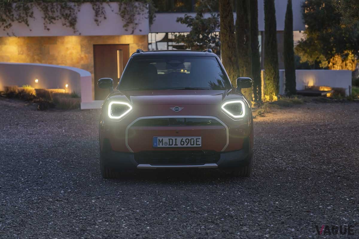 世界初公開された新型「ミニ・エースマン」