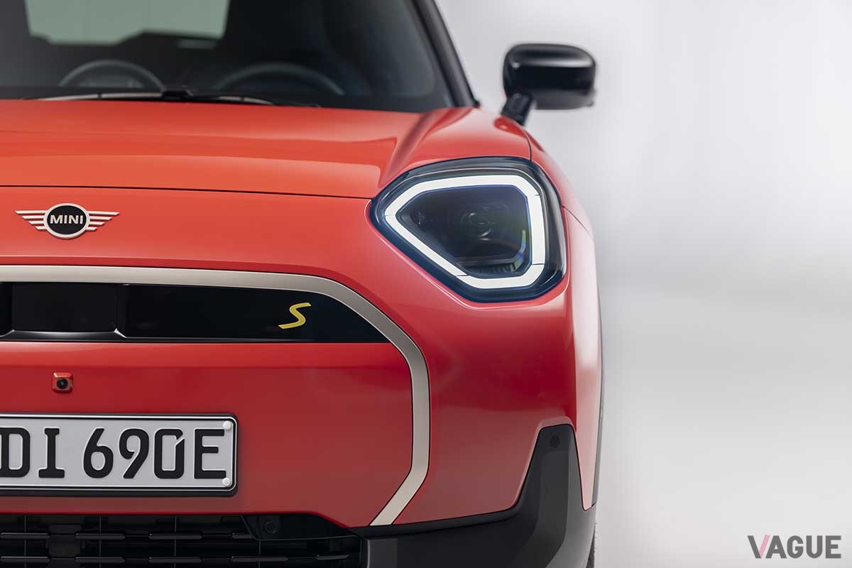 世界初公開された新型「ミニ・エースマン」