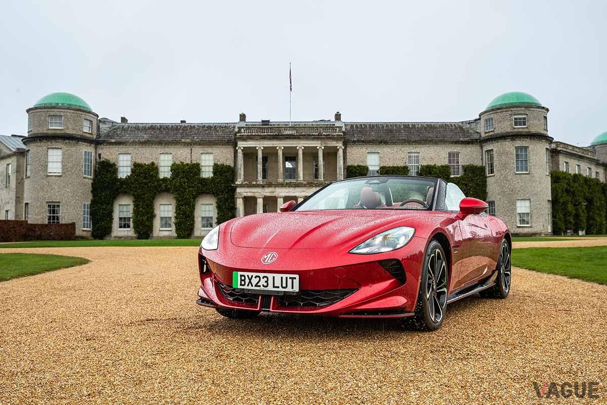 英国で受注開始されたMGの新型EVスポーツカー「サイバースター」