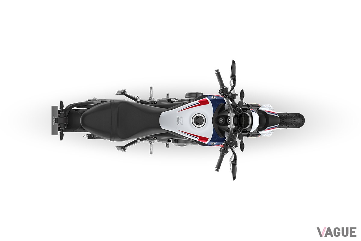 トライアンフ「トライデント トリプル トリビュート スペシャルエディション」は、名車「スリッパリーサム」にインスパイアされた特別仕様車
