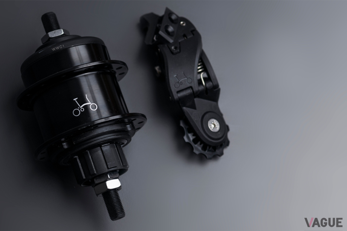 内装3速Sturmey-Archer製リアハブにより外装4速と合わせてギアの選択が12速に