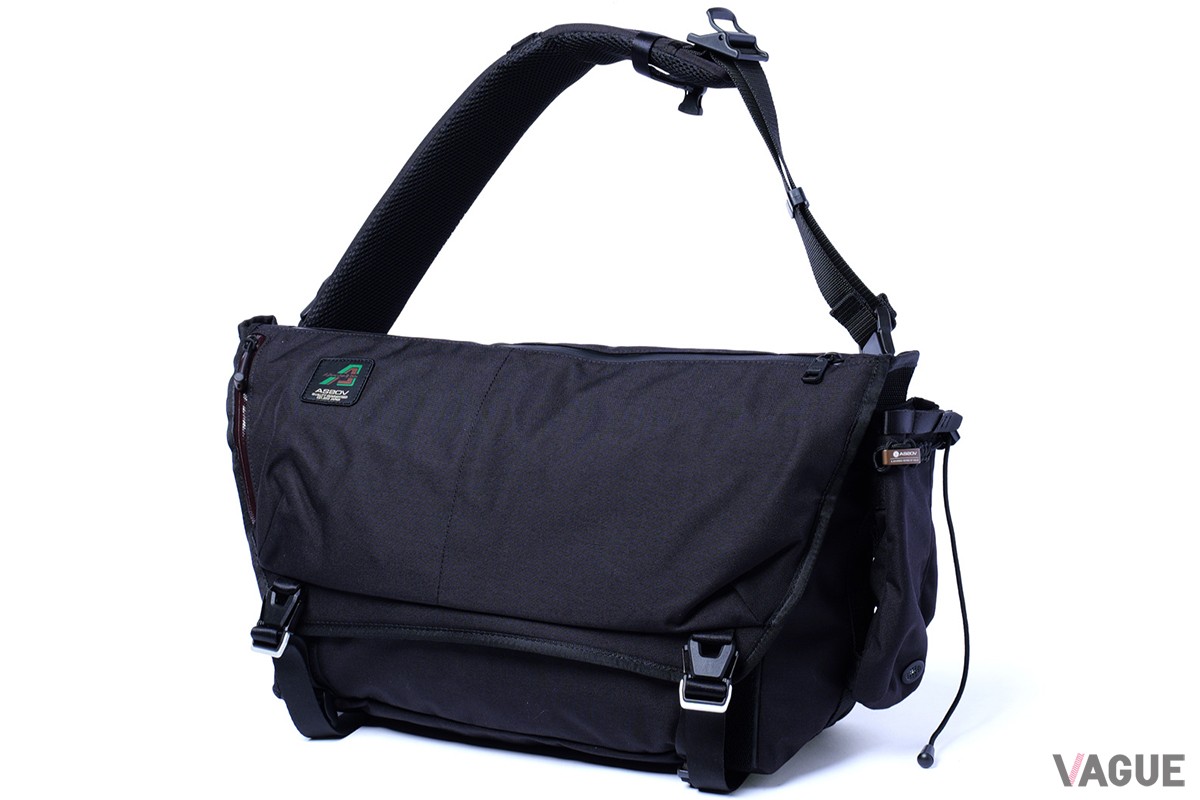 フレキシブルに形を変えるMESSENGER