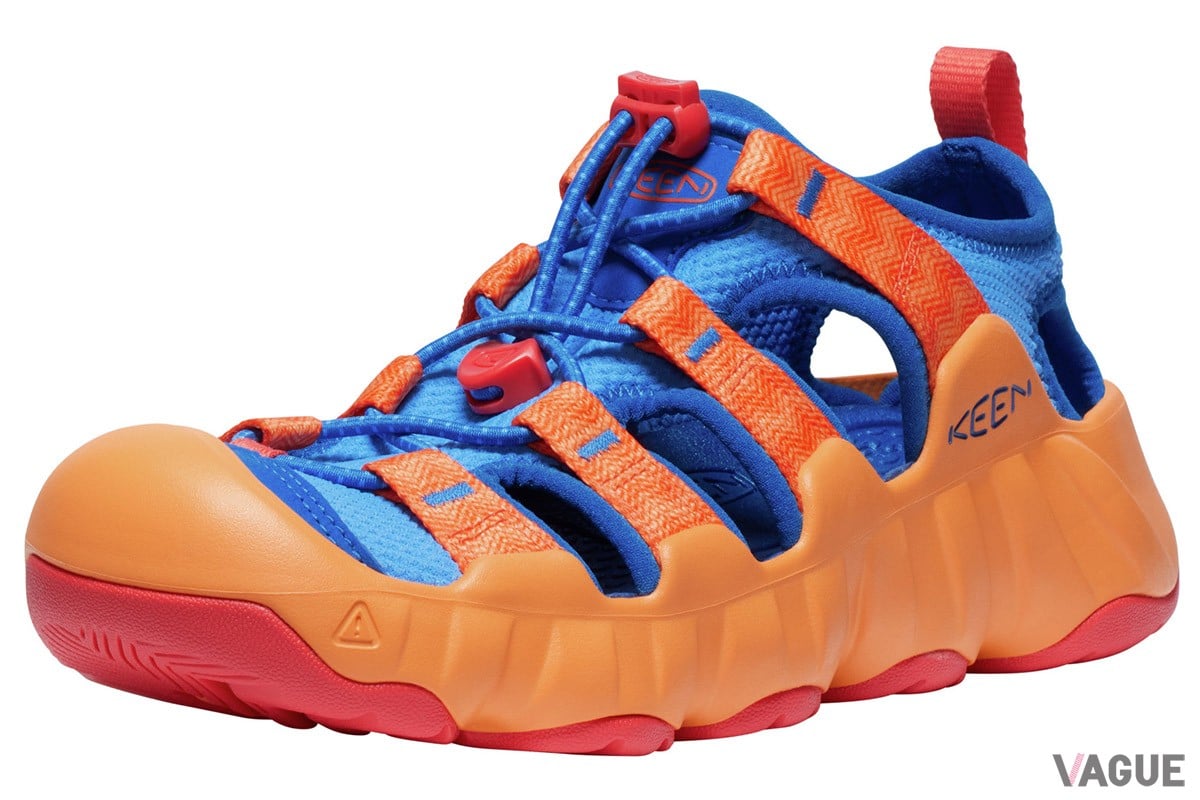 ウィメンズカラーの「Tangerine／Marina」。