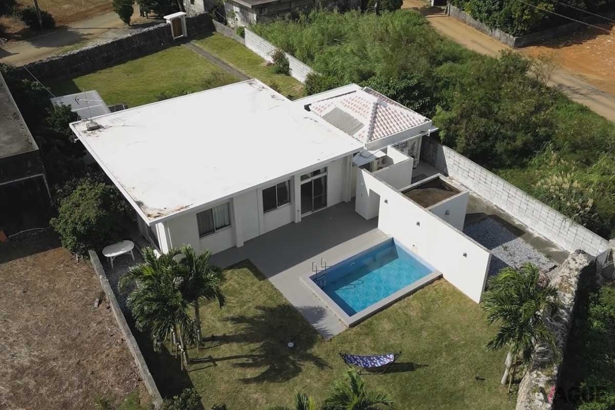 沖縄県宮古島の1棟貸切ヴィラ「ritomaru villa pierce miyakojima」