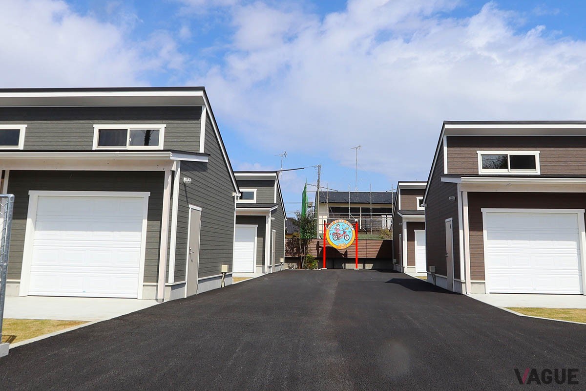 キャンプともグランピングとも違う