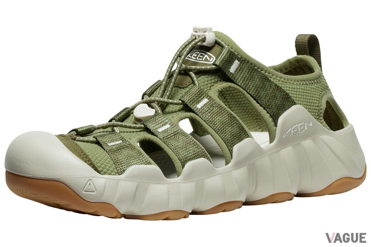 メンズカラーの「Martini Olive／Plaza Taupe」。