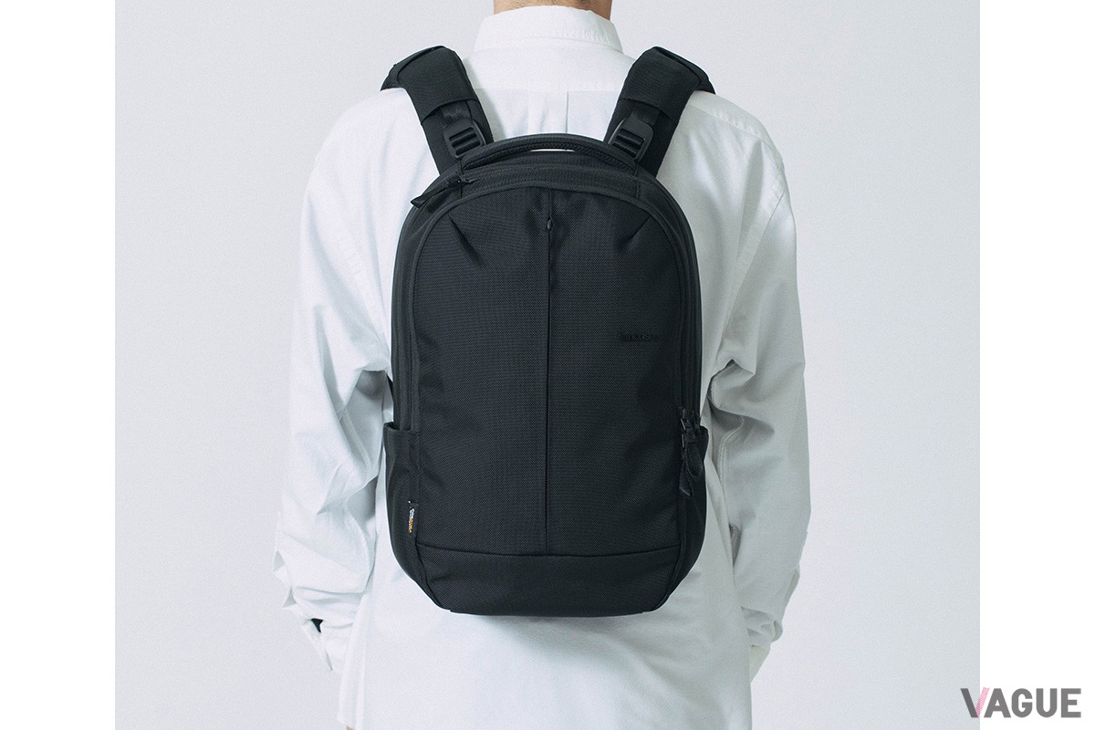 インケース「Tracks Backpack 18L」