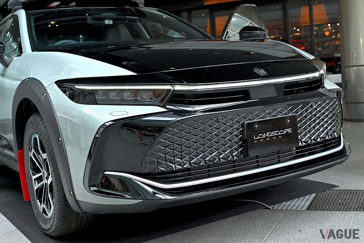車高アップやインチダウンはもちろんのこと、アウトドアを意識したルックス等も斬新なトヨタ「クラウン・クロスオーバー RSランドスケープ」