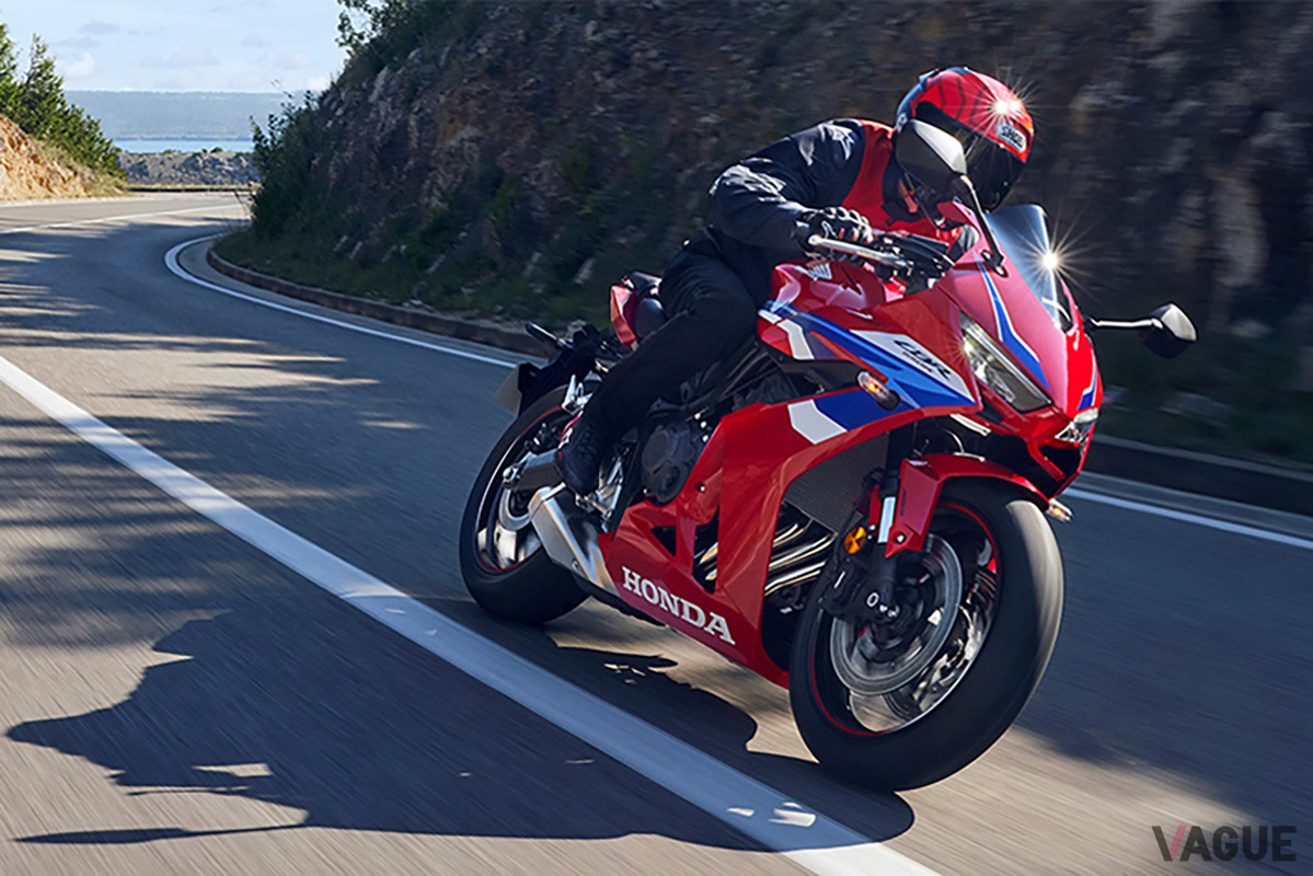 ホンダのロードスポーツバイク「CBR650R」がデザインを刷新。併せて“Honda E-Clutch”を搭載する「CBR650R E-Clutch」も新設定