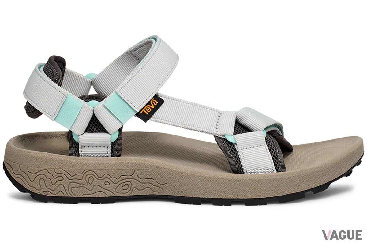 テバの新作ウォーターサンダル「HYDRATREK SANDAL」は水辺で安定したトラクションを提供するアマガエル由来の新機能“HYDRATREK”を搭載