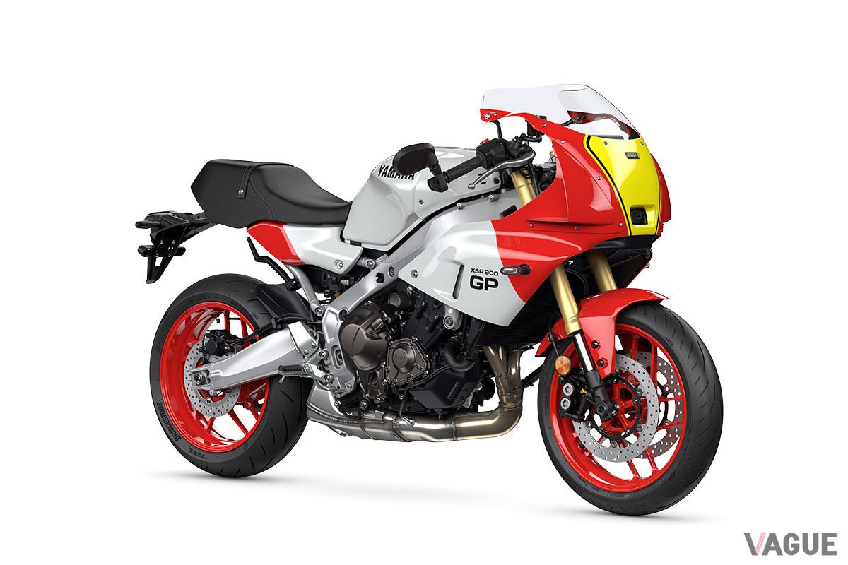 1980年代のGPファクトリーマシン「YZR500」を想起させるルックスが斬新なヤマハ「XSR900 GP」が正式発表された