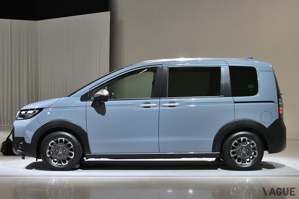 ホンダ新型「フリード クロスター」