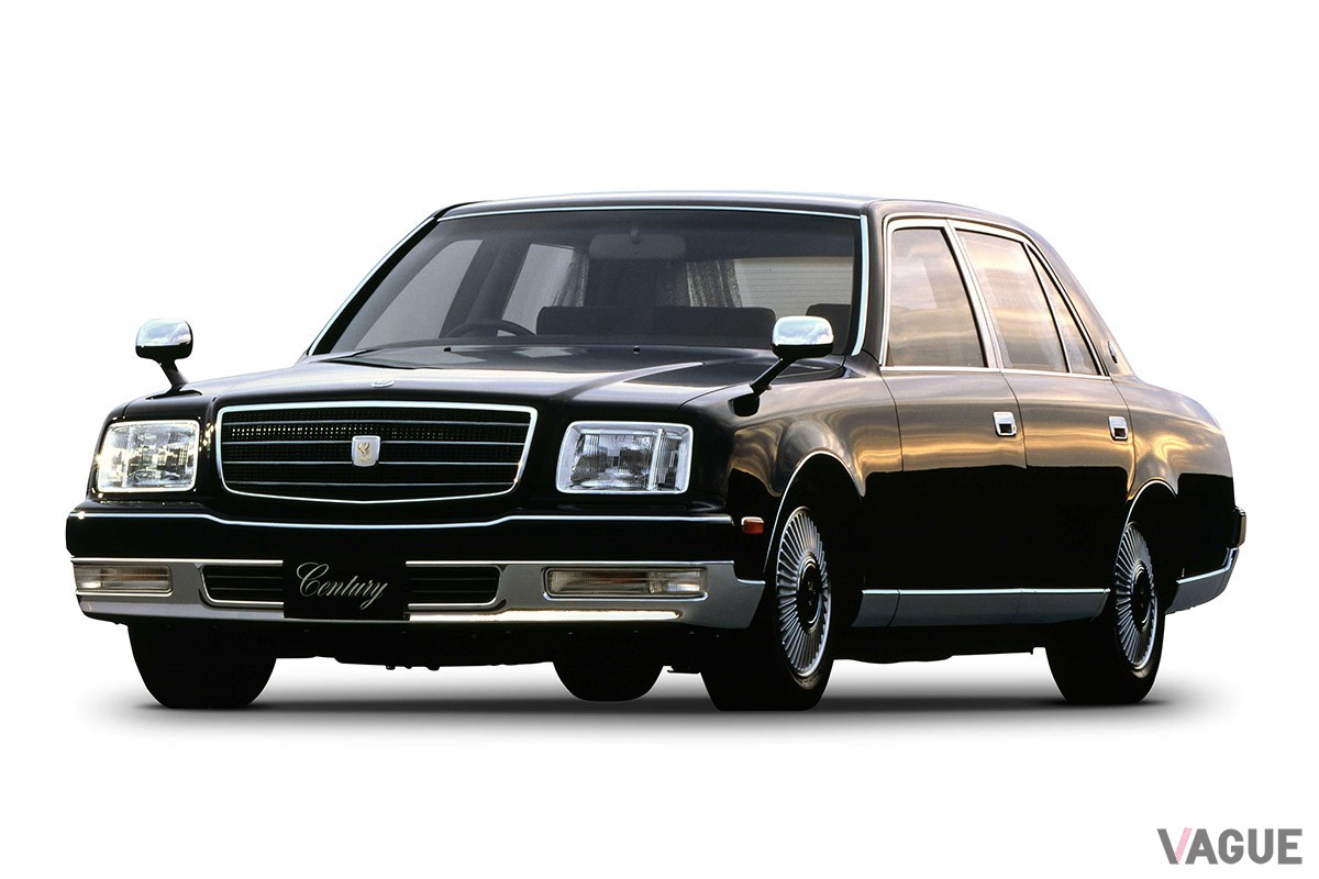 日本を代表するショーファーモデルのトヨタ「センチュリー」。1997年に登場した2代目は、日本の乗用車で初となるV12エンジンを搭載