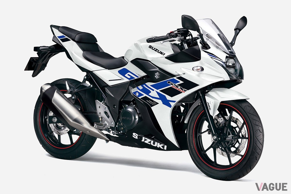 LEDヘッドランプを新たに採用し、より精悍な顔つきとなったスズキのフルカウルスポーツバイク「GSX250R」