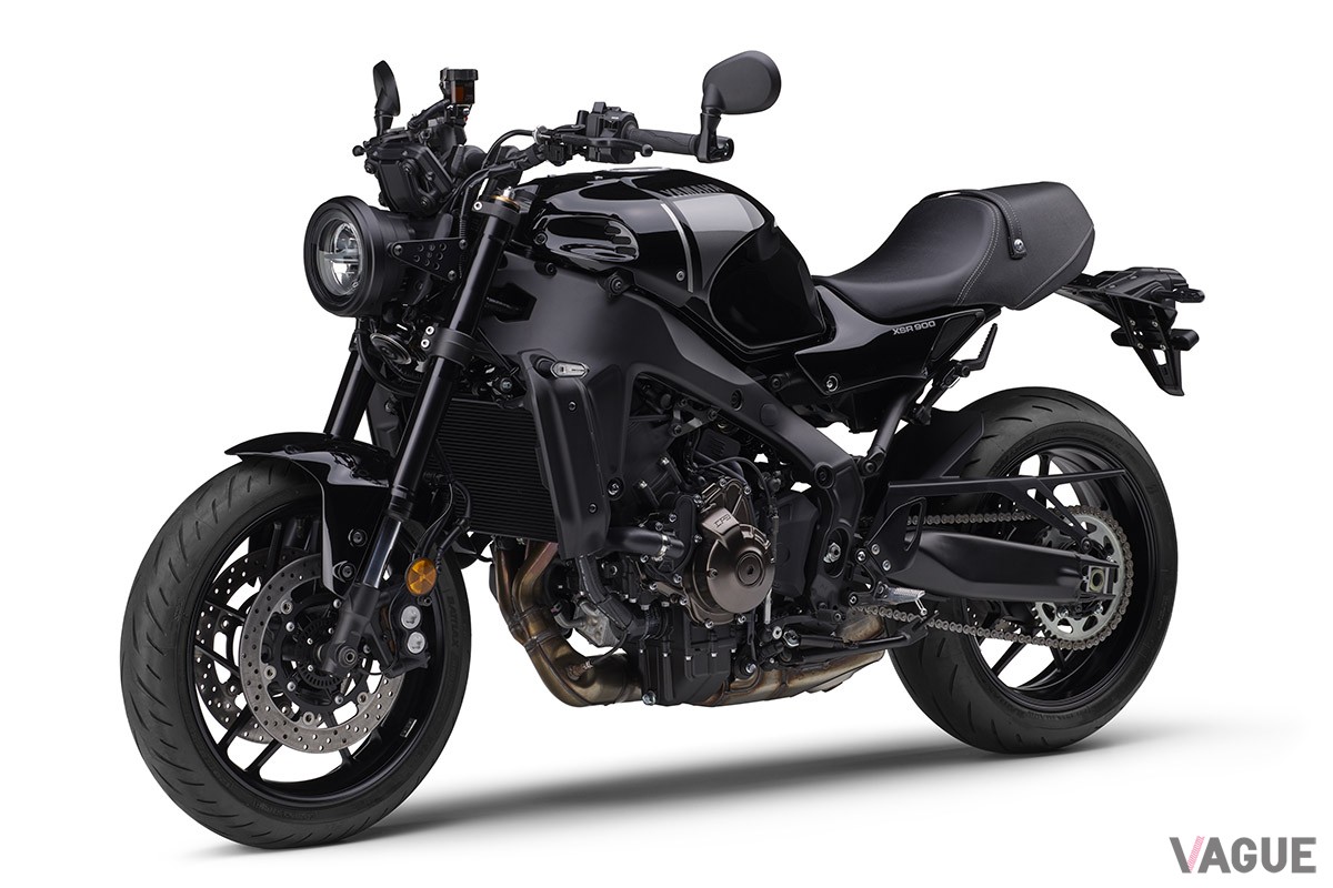 1980年代のレーシングバイクを想起させるフォルムとライディングポジションがカッコいいヤマハ「XSR900」の2024年モデル